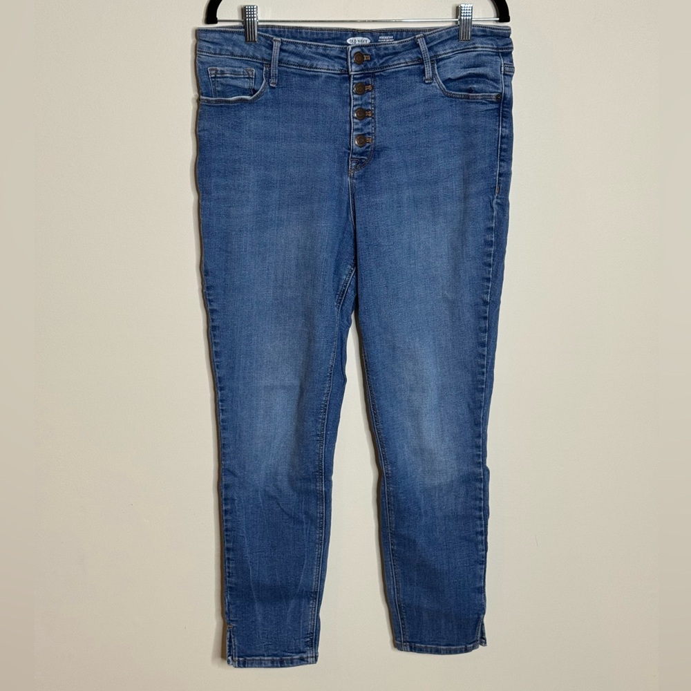 Old Navy Women’s Button-Fly Ankle Skinny Jeans - Medium Blue